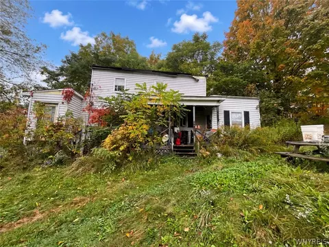 38 North St, Mexico, NY 13114