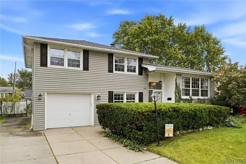 233 Glendale Dr, Tonawanda, NY 14150