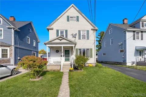 16 Grant St, Depew, NY 14043
