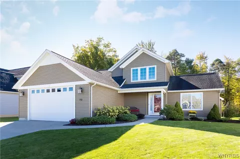 73 Chestnut Cor, Lancaster, NY 14086