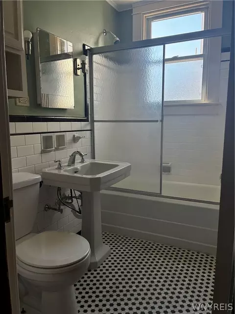 Bath - 99 Pries Ave, Buffalo, NY 14220 photo 1 of 3