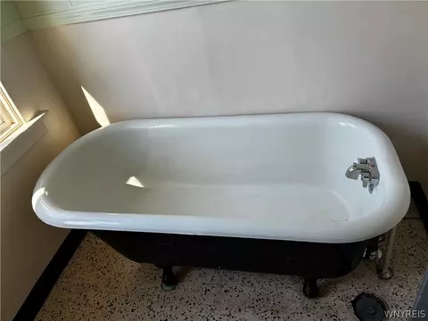 Bath - 99 Pries Ave, Buffalo, NY 14220 photo 3 of 3