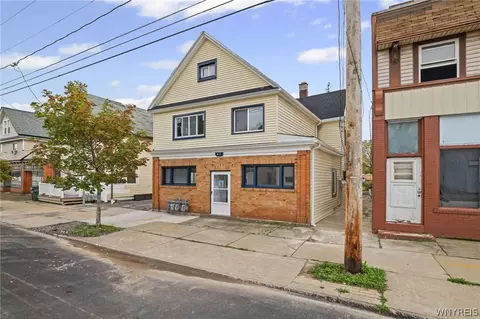 47 Main St, Depew, NY 14043