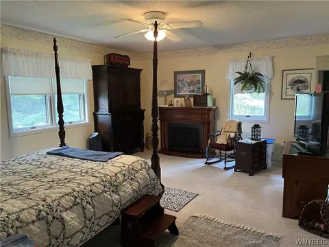 Bedroom - 1999 Dugan Rd, Olean, NY 14760 photo 2 of 4