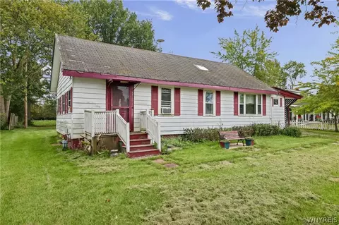 3031 W River Rd, Grand Island, NY 14072