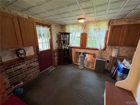 Entry Way - 940 E Windfall Rd, Olean, NY 14760 photo 1 of 2