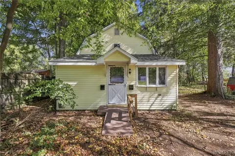 12210 Church St, Yorkshire, NY 14173
