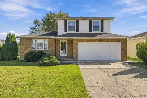 107 Gaslight Trl, Amherst, NY 14221