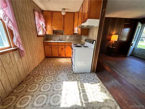 7578 Gow Rd, Hartland, NY 14008 photo 4