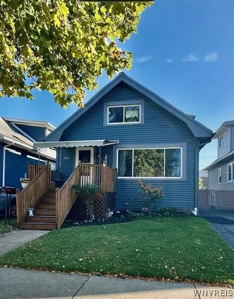 251 Parkwood Ave, Buffalo, NY 14217
