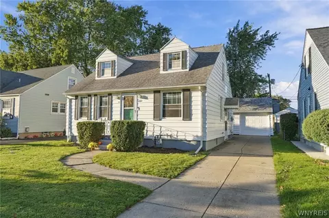 260 Thorncliff Rd, Buffalo, NY 14223