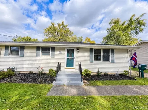 138 North Ave, West Seneca, NY 14224