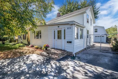 820 Sweet Home Rd, Amherst, NY 14226