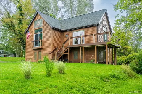 3030 Hopkins Rd, Amherst, NY 14228
