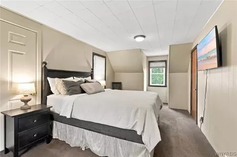 Bedroom - 17 E Home Rd, Bowmansville, NY 14026 photo 1 of 7
