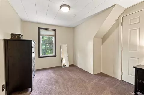 Bedroom - 17 E Home Rd, Bowmansville, NY 14026 photo 3 of 7