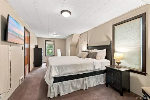 Bedroom - 17 E Home Rd, Bowmansville, NY 14026 photo 2 of 7