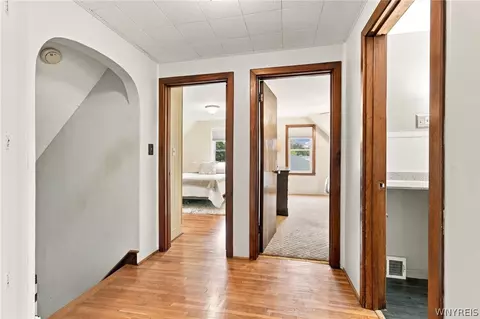 Entry Way - 17 E Home Rd, Bowmansville, NY 14026 photo 4 of 4