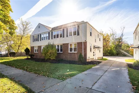 709 Saint Lawrence Ave, Buffalo, NY 14216