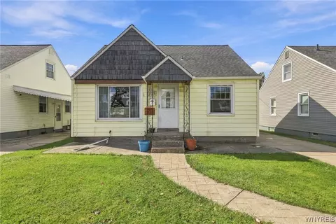 2422 Eggert Rd, Tonawanda, NY 14150