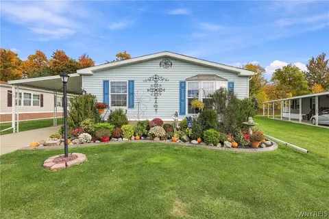 60 Calla, Cheektowaga, NY 14225