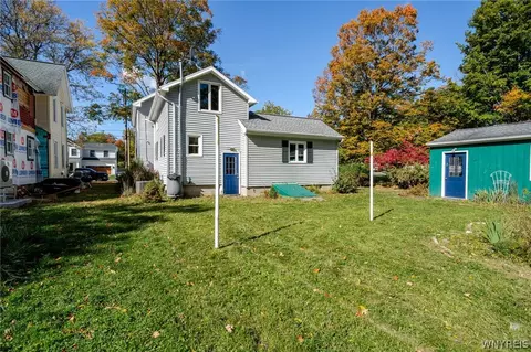 Exterior - 166 Walnut St, Aurora, NY 14052 photo 7 of 9