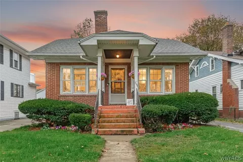 469 Goundry St, North Tonawanda, NY 14120