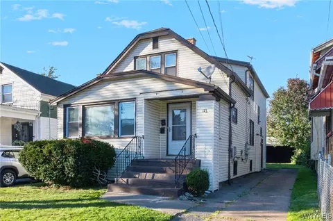 94 Manhart St, Buffalo, NY 14215