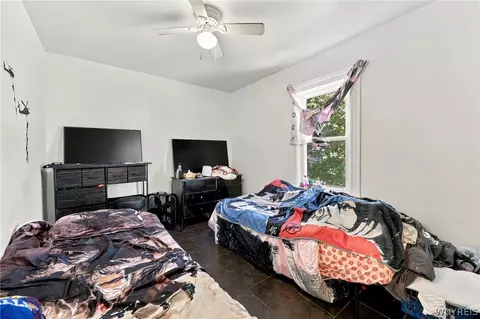 Bedroom - 33 Glor St, Buffalo, NY 14207 photo 3 of 3
