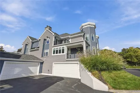 273 Lakefront Blvd, Buffalo, NY 14202