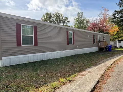 7898 Boston State Rd #54, Hamburg, NY 14075