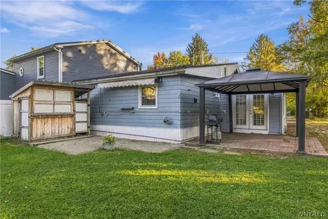 Exterior - 248 Dawn Ave, Evans, NY 14006 photo 6 of 8
