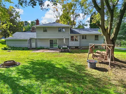Exterior - 904 Middle Rd, Rush, NY 14543 photo 5 of 11