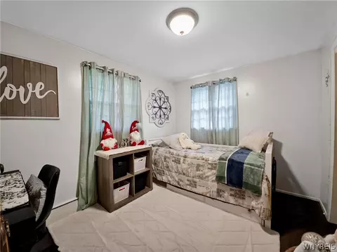 Bedroom - 904 Middle Rd, Rush, NY 14543 photo 5 of 8