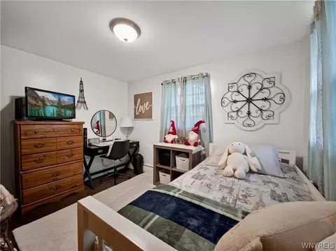 Bedroom - 904 Middle Rd, Rush, NY 14543 photo 6 of 8