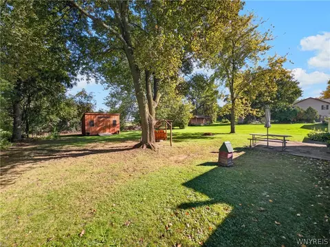 Exterior - 904 Middle Rd, Rush, NY 14543 photo 8 of 11