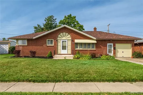 63 Vern Ln, Cheektowaga, NY 14227