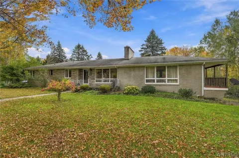 2035 Eastwood Rd, East Aurora, NY 14052