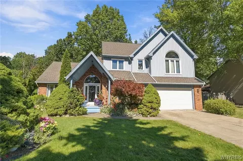 97 Timberlink Dr, Grand Island, NY 14072