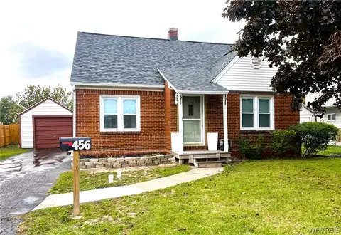 456 Beach Rd, Cheektowaga, NY 14225