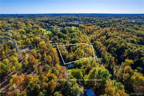 6207 E Port Bay Rd, Wolcott, NY 14590