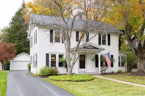 340 Girard Ave, Aurora, NY 14052