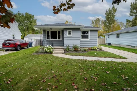 185 Highview Cir, Buffalo, NY 14219