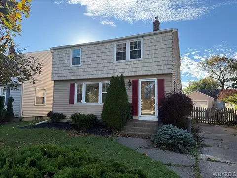 58 Charleston Ave, Kenmore, NY 14217