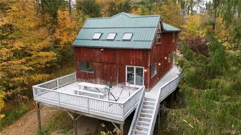 3864 Hollow Rd, Orangeville, NY 14167