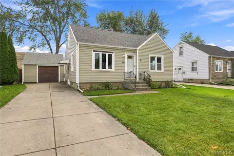 62 Waverly Ave, Buffalo, NY 14217