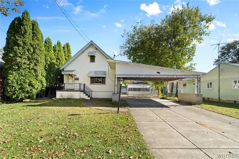 623 80th St, Niagara Falls, NY 14304