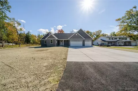 6261 Lake, Orchard Park, NY 14127