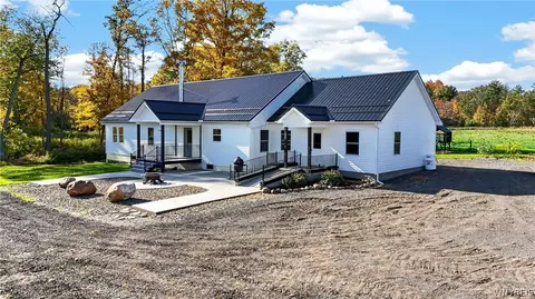 11775 Lapp Rd, Fillmore, NY 14735