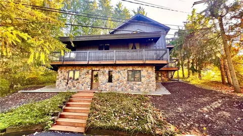 25 Holimont Dr, Ellicottville, NY 14731